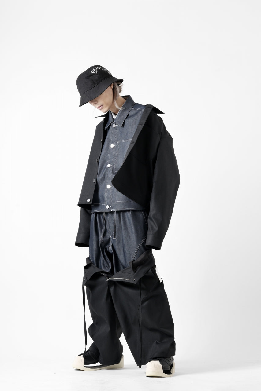 Load image into Gallery viewer, D-VEC TECH DENIM WIDE CROPPED TROUSERS / STRETCH TWILL (NIGHT SEA BLACK)