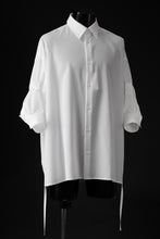 Load image into Gallery viewer, D-VEC CONVERTIBLE L/S SHIRT / STRETCH TAFFETA (MIGAL WHITE)