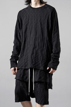 画像をギャラリービューアに読み込む, A.F ARTEFACT GRADIENT PLAID PATTERN SHIVA LONG SLEEVE TOPS (BLACK)