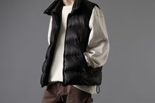 画像をギャラリービューアに読み込む, Ten c ASO DOWN VEST / PIECE DYED RIPSTOP 10 DEN + OJJ 11oz (BLACK)