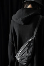 Load image into Gallery viewer, werkschwarz FANNY WAIST BAG / ROUGH WASHED NYLON (BLACK)