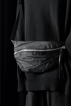 Load image into Gallery viewer, werkschwarz FANNY WAIST BAG / ROUGH WASHED NYLON (BLACK)