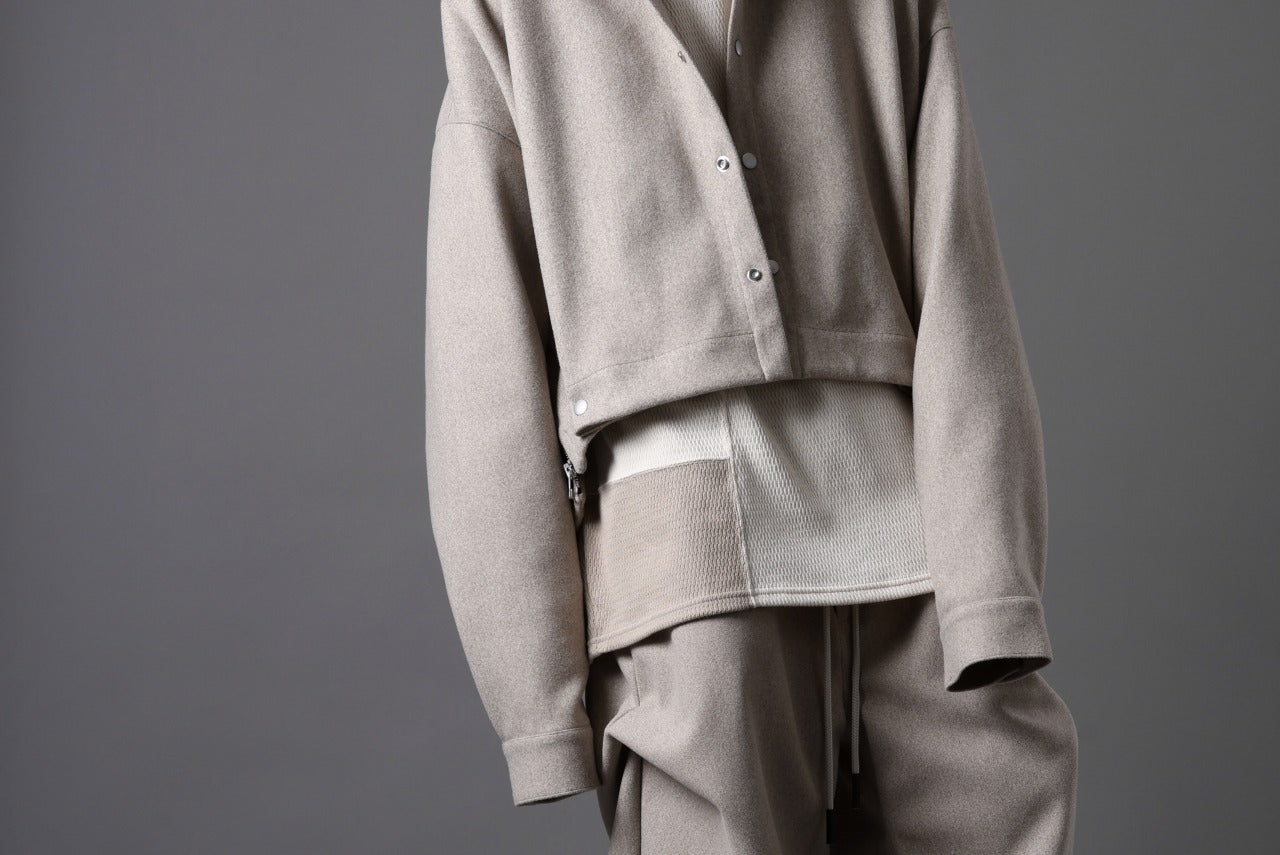 A.F ARTEFACT CROPPED SHIRT JACKET / PEs KNIT JERSEY (BEIGE)