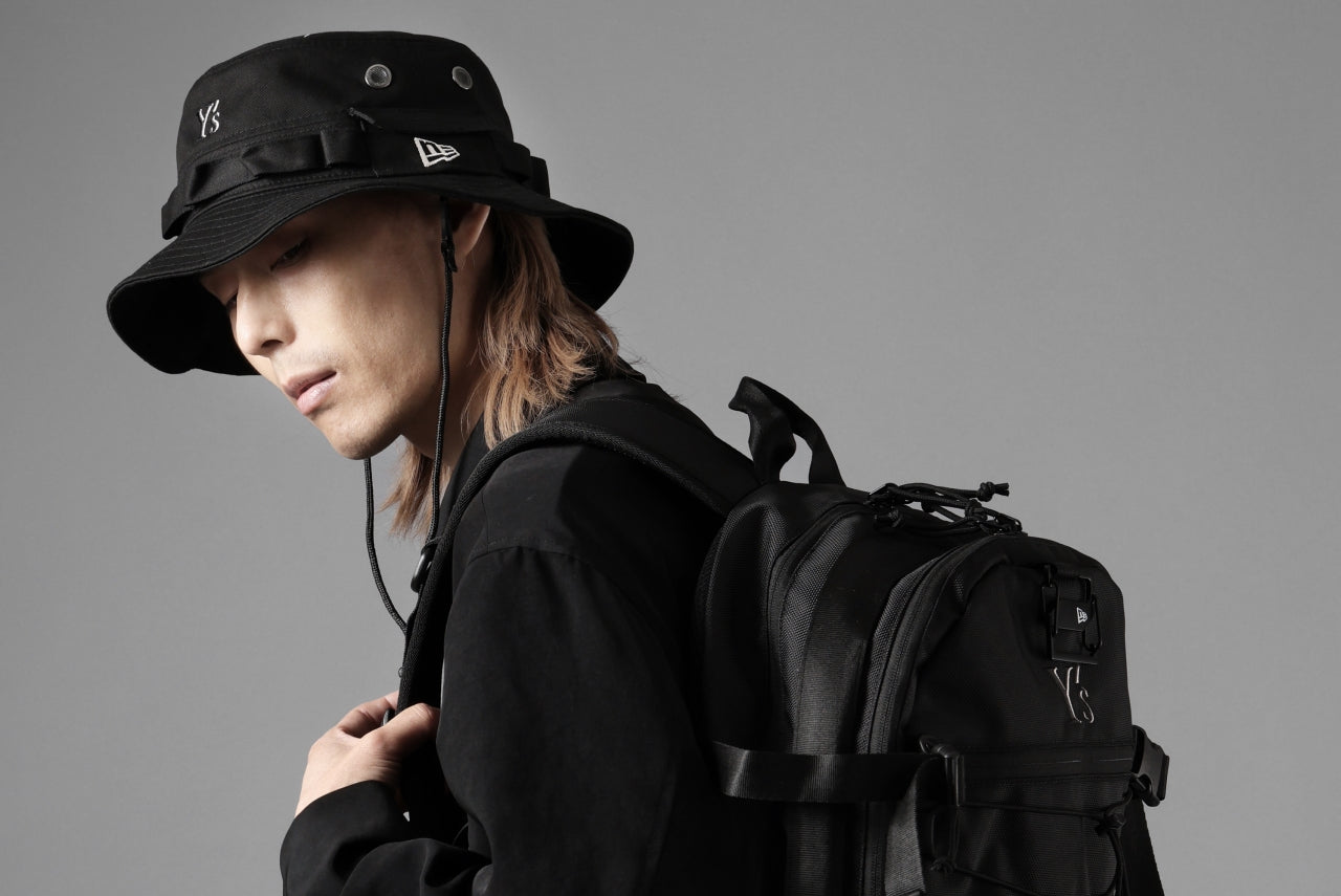 Y's x New Era® ADVENTURE LOGO HAT (BLACK)