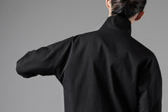 画像をギャラリービューアに読み込む, m.a+ zipped tall collar shirt jacket / H252DZ/CCE (BLACK)