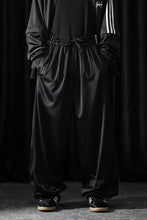 Load image into Gallery viewer, Y-3 Yohji Yamamoto ELITE 5 BASKETBALL TRACK PANTS (BLACK / CHAPEA)