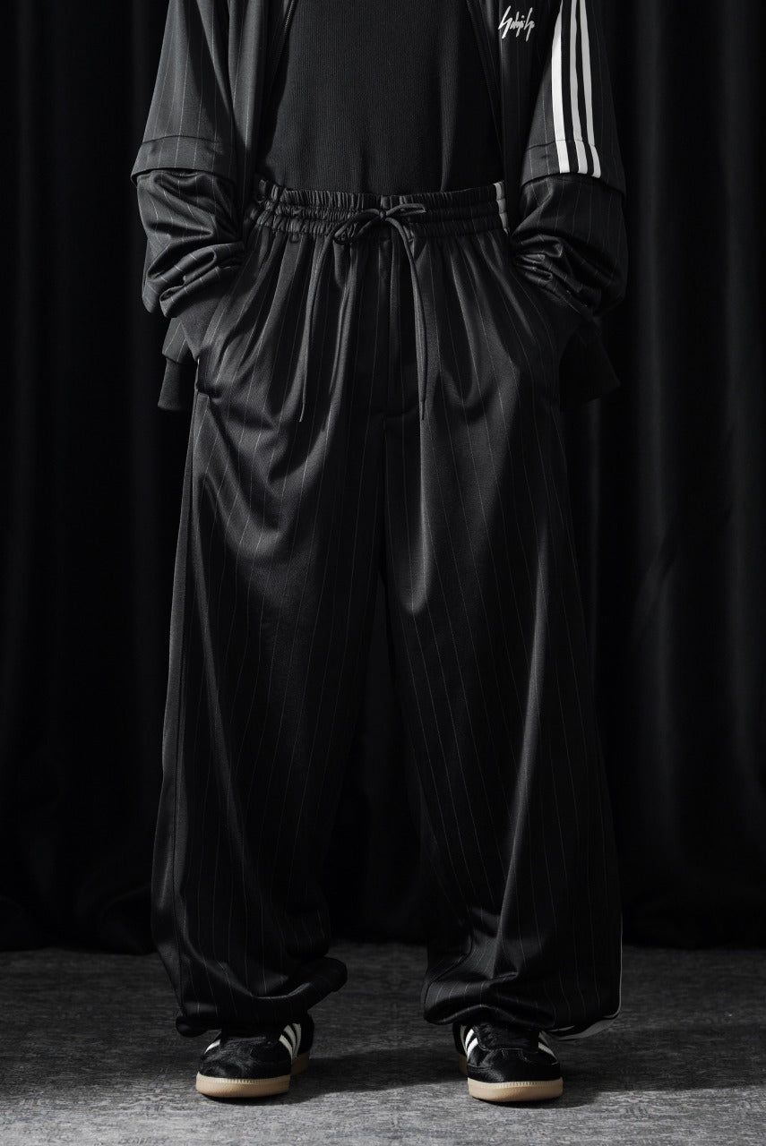 Load image into Gallery viewer, Y-3 Yohji Yamamoto ELITE 5 BASKETBALL TRACK PANTS (BLACK / CHAPEA)