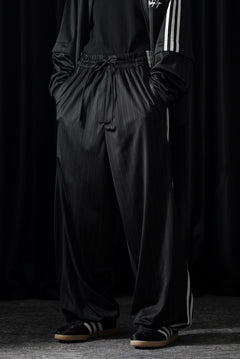 Load image into Gallery viewer, Y-3 Yohji Yamamoto ELITE 5 BASKETBALL TRACK PANTS (BLACK / CHAPEA)