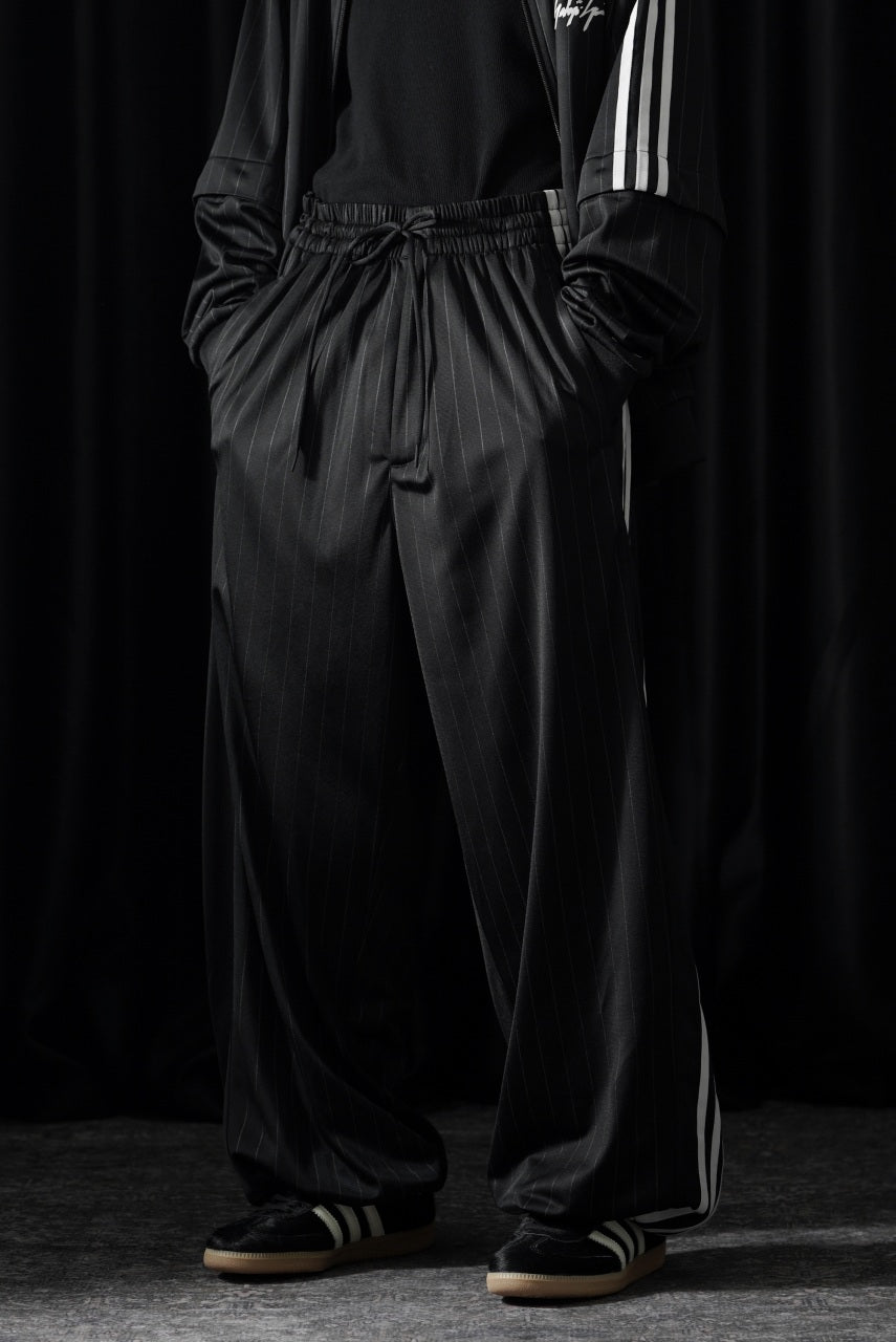 Load image into Gallery viewer, Y-3 Yohji Yamamoto ELITE 5 BASKETBALL TRACK PANTS (BLACK / CHAPEA)