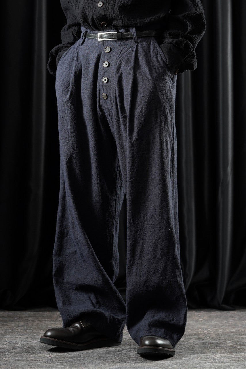 画像をギャラリービューアに読み込む, YUTA MATSUOKA straight pants / raw silk &amp; indigo linen broad (navy)