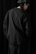 Load image into Gallery viewer, YUTA MATSUOKA collarless shirt / broad cloth cotton (black)
