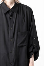 Load image into Gallery viewer, Y&#39;s for men BIG SHIRT / CELLULOSE LAWN (BLACK)