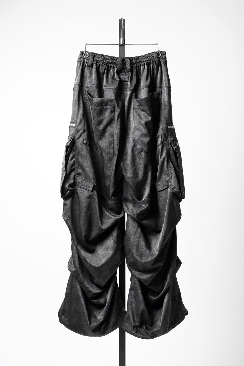 A.F ARTEFACT ABSTRACT CARGO TUCK WIDE PANTS / UNEVEN TEXTURE