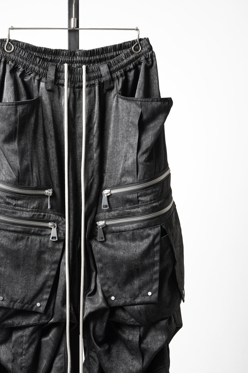 A.F ARTEFACT ABSTRACT CARGO TUCK WIDE PANTS / UNEVEN TEXTURE