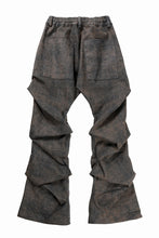 Load image into Gallery viewer, A.F ARTEFACT TUCKED DRAPE PANTS / BLENDED SHADES DENIM (D.VERDIGRIS)