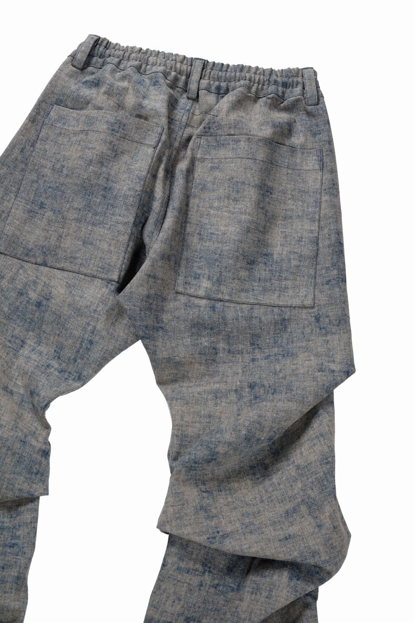 Load image into Gallery viewer, A.F ARTEFACT TUCKED DRAPE PANTS / BLENDED SHADES DENIM (STEEL BLUE)
