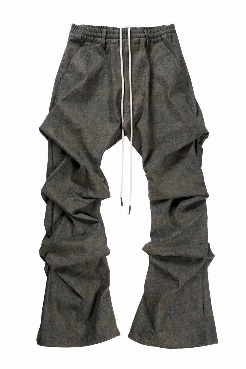 Load image into Gallery viewer, A.F ARTEFACT TUCKED DRAPE PANTS / BLENDED SHADES DENIM (YELLOW)