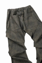 Load image into Gallery viewer, A.F ARTEFACT TUCKED DRAPE PANTS / BLENDED SHADES DENIM (YELLOW)