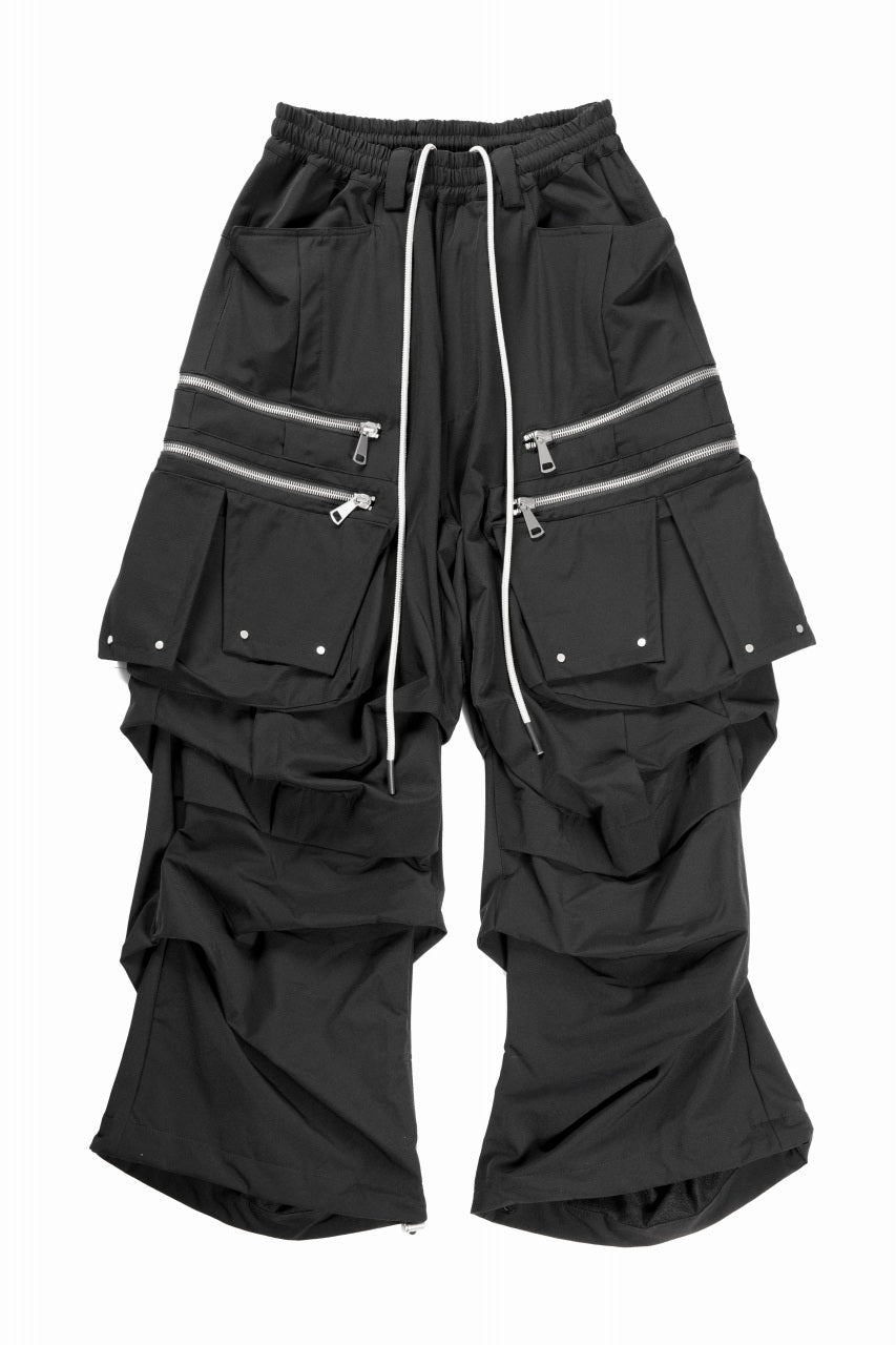 Load image into Gallery viewer, A.F ARTEFACT MULTI FLAP WIDE PANTS / TECH SMOOTH (BLACK)