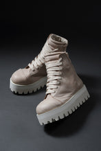 Load image into Gallery viewer, A.F ARTEFACT × Portaille THICK SNEAKER BOOTS / CALF LEATHER (ASH PINK x WHITE)