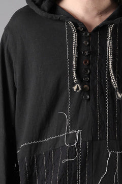 Load image into Gallery viewer, A TENTATIVE ATELIER Branka STITCHES PATCH STRIPE HOODY (BLACK)