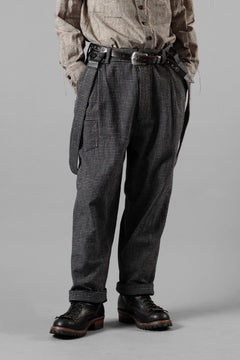 Load image into Gallery viewer, A TENTATIVE ATELIER exclusive George II PAINTER'S CROSS BAND PANTS (BLACK)