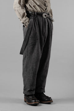 Load image into Gallery viewer, A TENTATIVE ATELIER exclusive George II PAINTER'S CROSS BAND PANTS (BLACK)