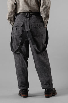 Load image into Gallery viewer, A TENTATIVE ATELIER exclusive George II PAINTER'S CROSS BAND PANTS (BLACK)