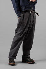 Load image into Gallery viewer, A TENTATIVE ATELIER exclusive George II PAINTER'S CROSS BAND PANTS (BLACK)