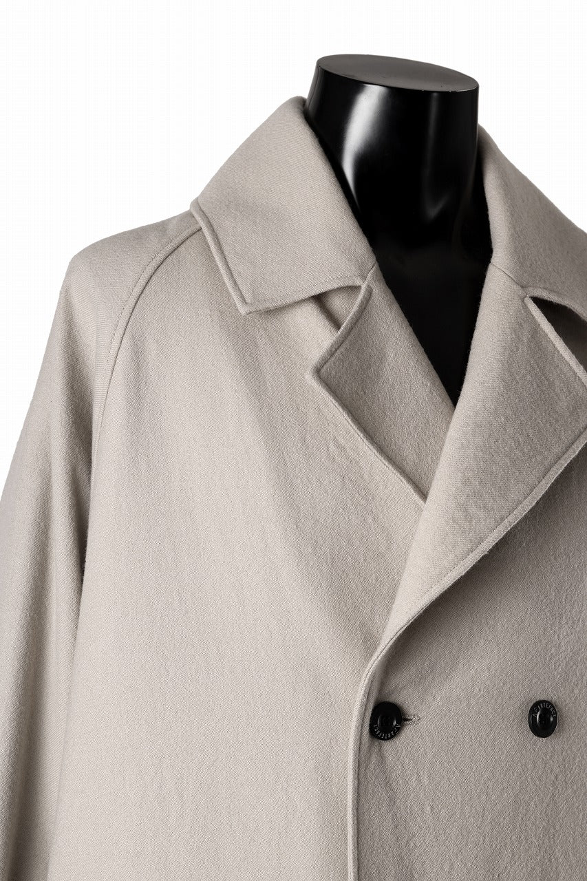 A.F ARTEFACT DOUBLE BREASTED CLASSIC COAT (BEIGE)*