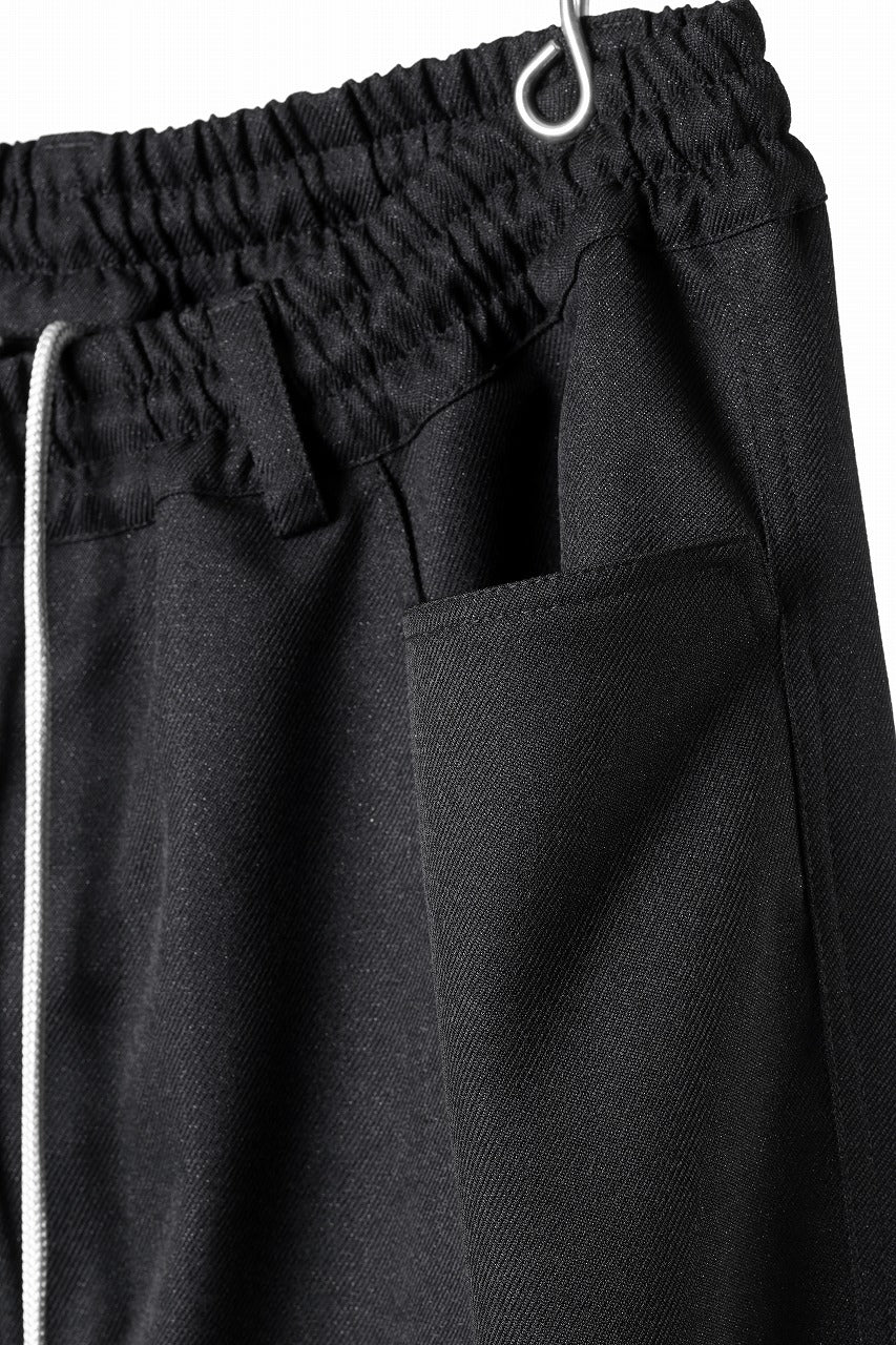 A.F ARTEFACT KNOTTING DETAIL TWILL VOLUME PANTS (BLACK)