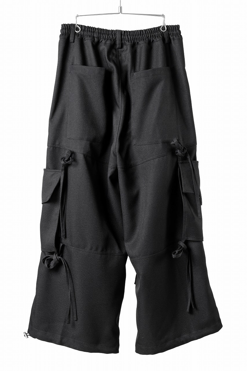 A.F ARTEFACT KNOTTING DETAIL TWILL VOLUME PANTS (BLACK)