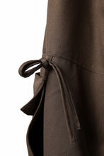 画像をギャラリービューアに読み込む, A.F ARTEFACT KNOTTING DETAIL TWILL VOLUME PANTS (BROWN)