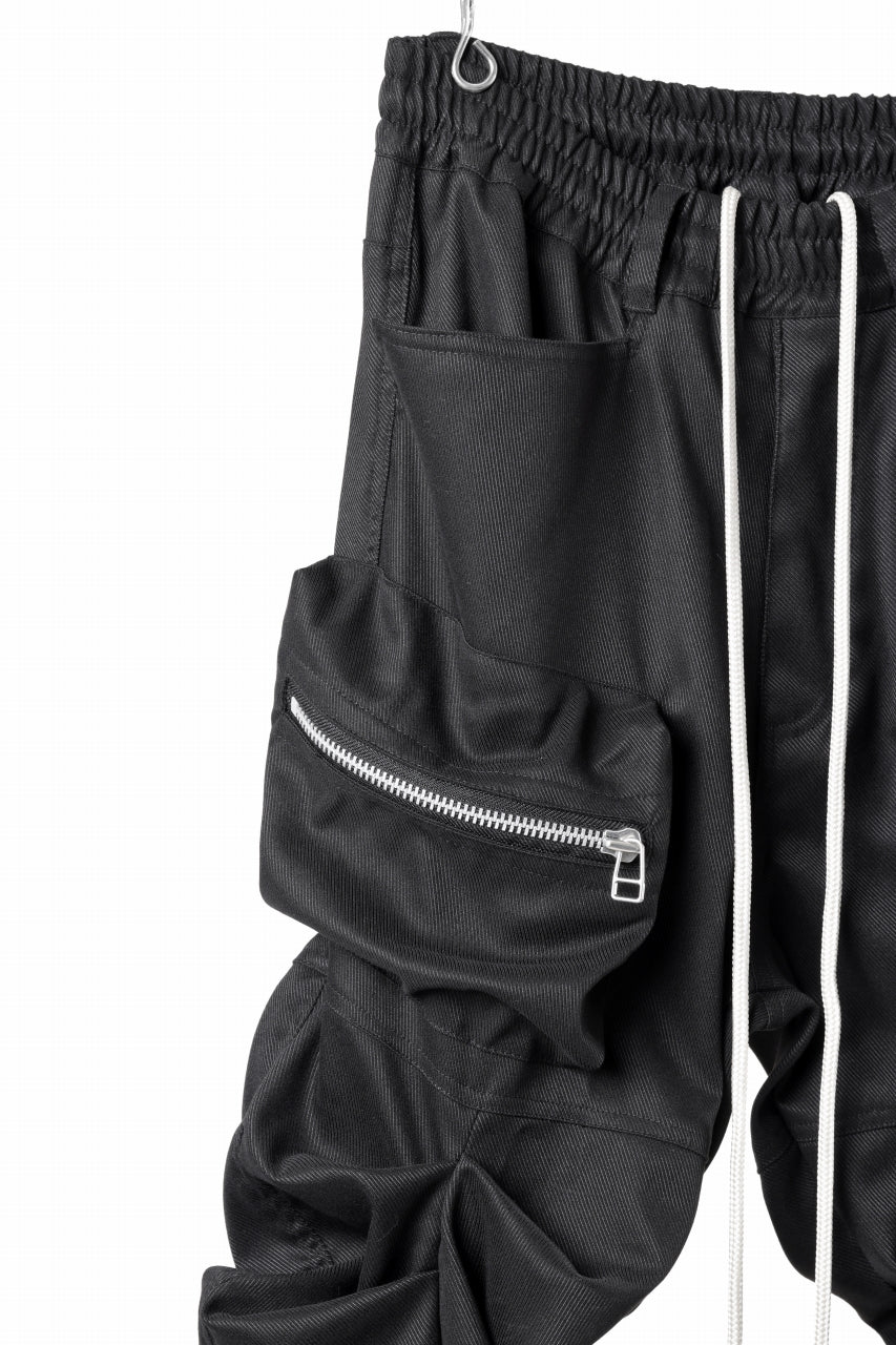 A.F ARTEFACT MONSTER TUCK VOLUME BAGGY PANTS / LUXE-TWILL (BLACK)