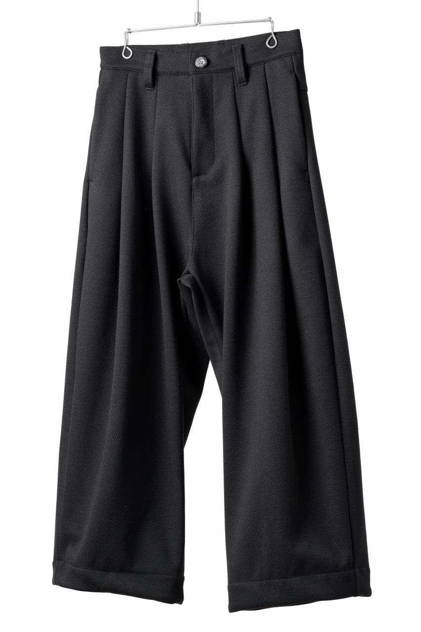 A.F ARTEFACT TUCK WIDE TROUSERS / KNITTED WOOLY TWILL (BLACK)