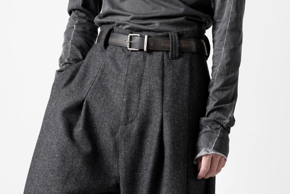 画像をギャラリービューアに読み込む, A.F ARTEFACT TUCK WIDE TROUSERS / HERRING BONE WOOL (D.GREY)