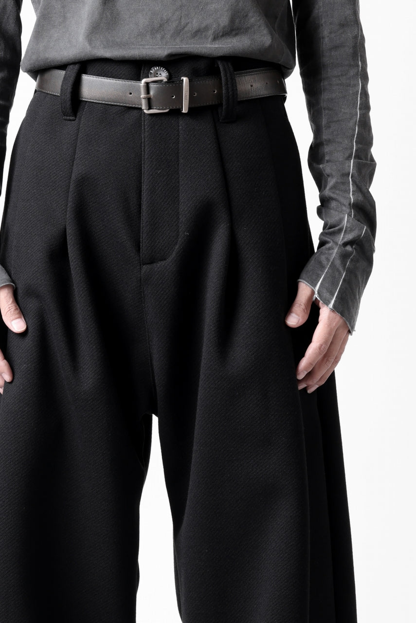 A.F ARTEFACT TUCK WIDE TROUSERS / KNITTED WOOLY TWILL (BLACK)