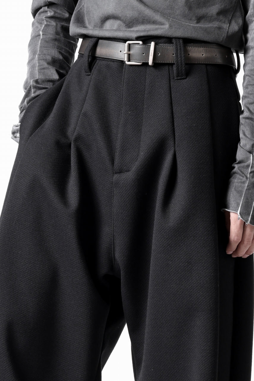 A.F ARTEFACT TUCK WIDE TROUSERS / KNITTED WOOLY TWILL (BLACK)