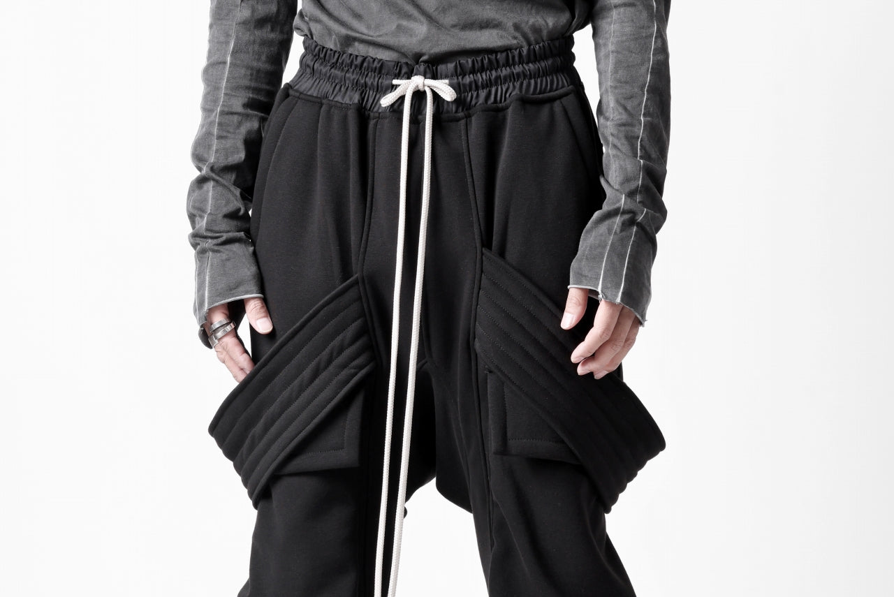 A.F ARTEFACT BOMBER HEAT BELTED SARROUEL CARGO PANTS (BLACK)