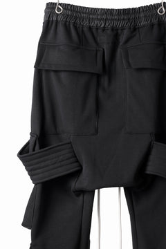 画像をギャラリービューアに読み込む, A.F ARTEFACT BOMBER HEAT BELTED SARROUEL CARGO PANTS (BLACK)