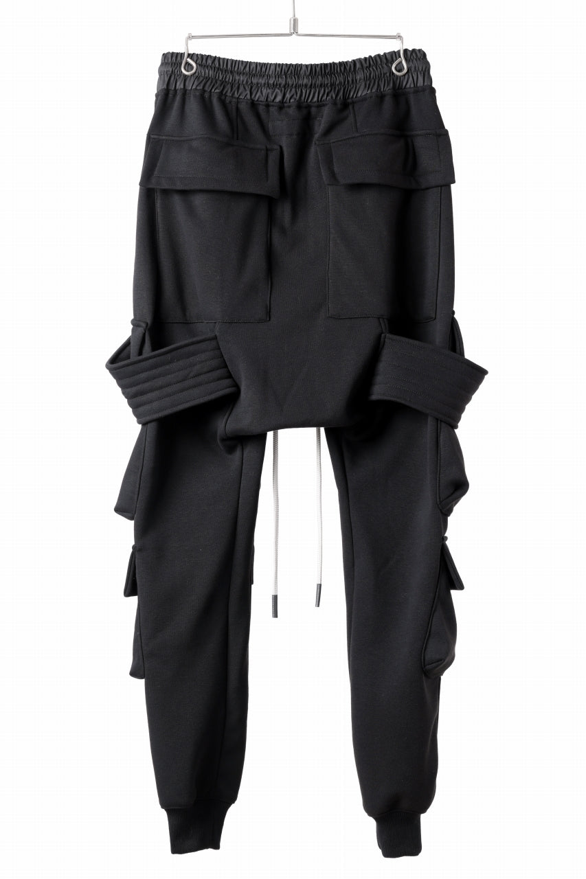 A.F ARTEFACT BOMBER HEAT BELTED SARROUEL CARGO PANTS (BLACK)