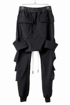 Load image into Gallery viewer, A.F ARTEFACT BOMBER HEAT BELTED SARROUEL CARGO PANTS (BLACK)