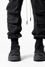 画像をギャラリービューアに読み込む, A.F ARTEFACT BOMBER HEAT BELTED SARROUEL CARGO PANTS (MIX BLACK)