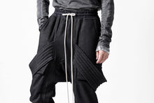 画像をギャラリービューアに読み込む, A.F ARTEFACT BOMBER HEAT BELTED SARROUEL CARGO PANTS (MIX BLACK)