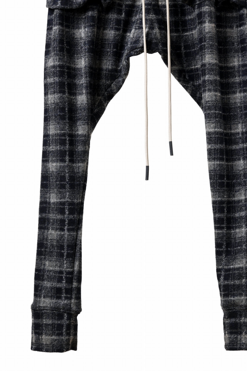 A.F ARTEFACT CHECK JOHDPHURS PANTS (BLACK GREY x BLACK)