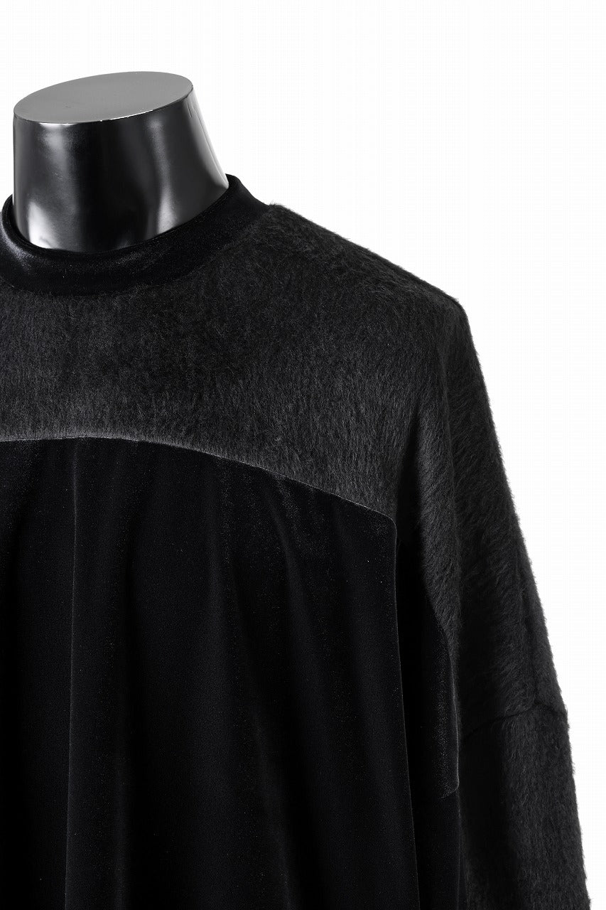 A.F ARTEFACT BRUSHED KNIT COMBI VELOR TOP (BLACK)