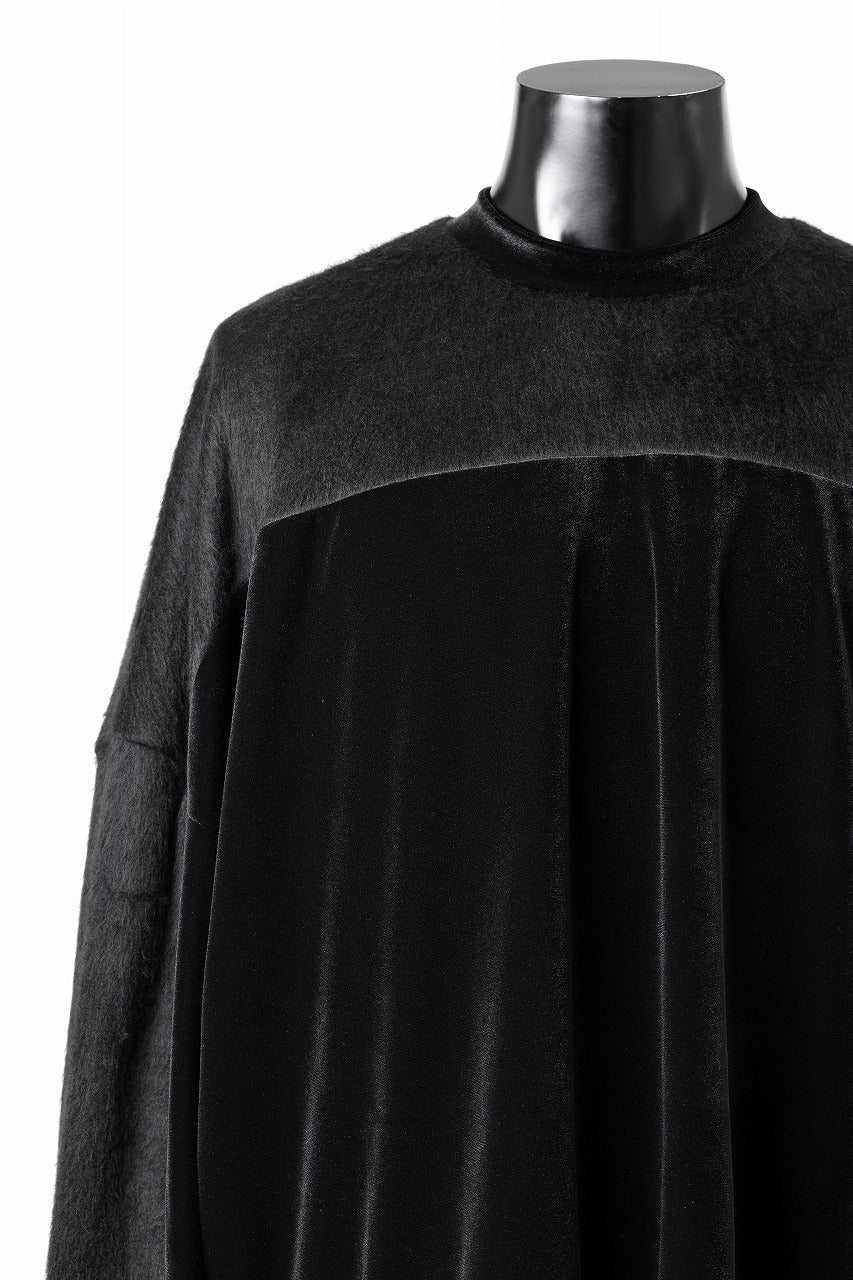 Load image into Gallery viewer, A.F ARTEFACT BRUSHED KNIT COMBI VELOR TOP (BLACK)