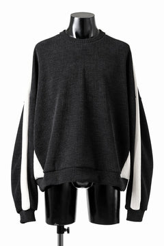 Load image into Gallery viewer, A.F ARTEFACT MODUROY KNIT TOPS (BLACK x IVORY)