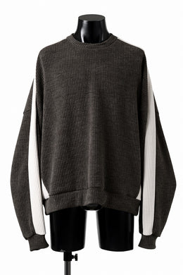 A.F ARTEFACT MODUROY KNIT TOPS (KHAKI x IVORY)