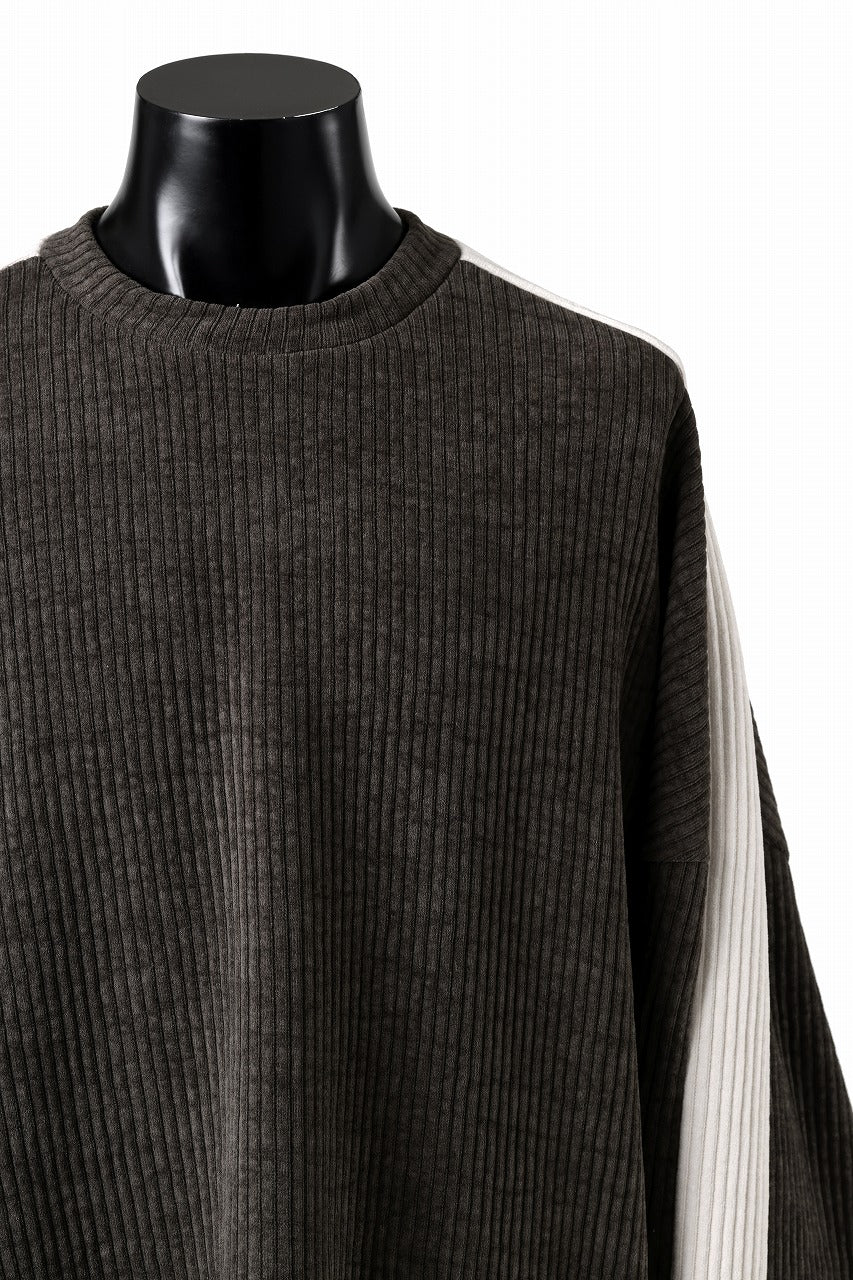 A.F ARTEFACT MODUROY KNIT TOPS (KHAKI x IVORY)